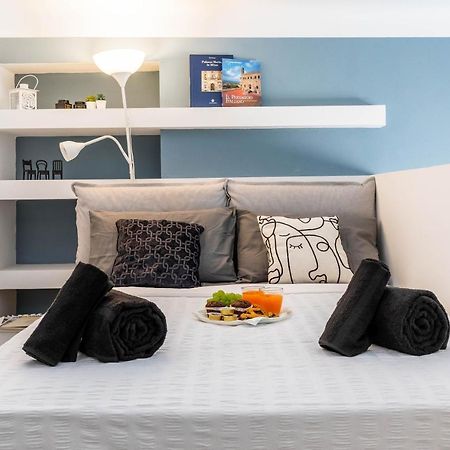Duomo In 8 Stops Suite Deluxe Loft Мілан Екстер'єр фото