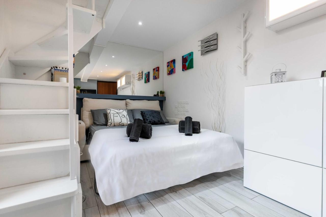 Duomo In 8 Stops Suite Deluxe Loft Мілан Екстер'єр фото
